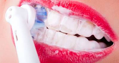 Bleaching Toothpaste Does Teeth Whitening Work