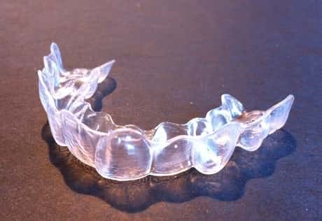 Clean retainer for teeth