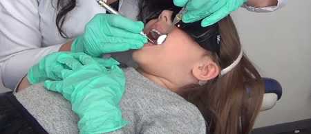 How to Help Your Child Not Be Scared of the Dentist